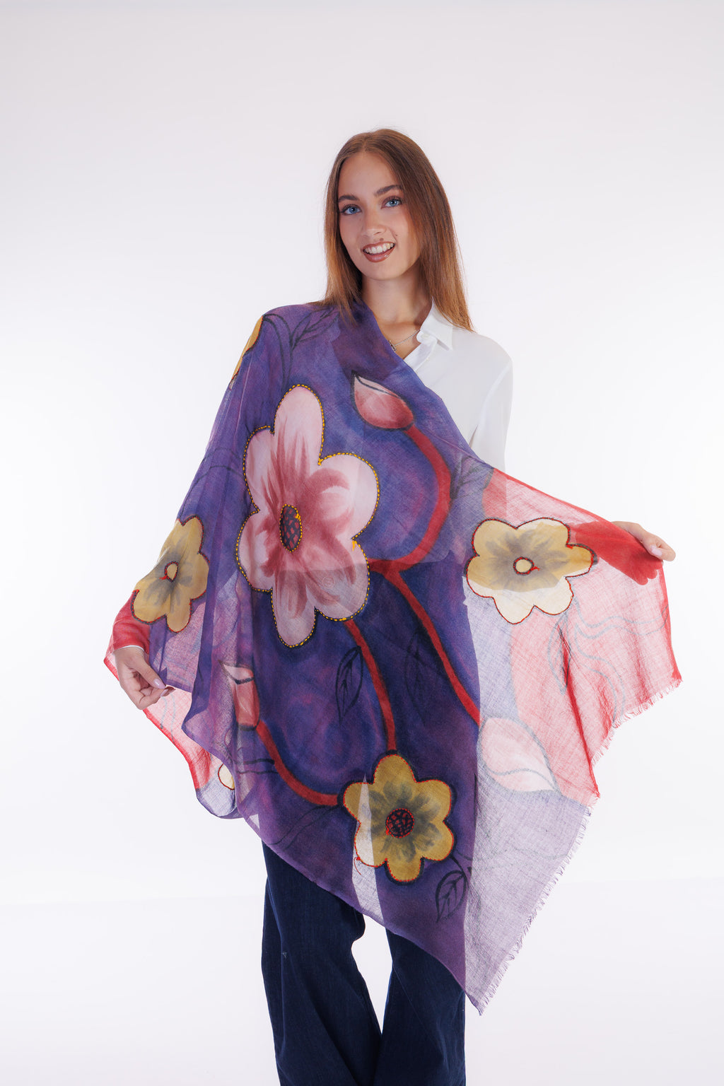 Foulard lana ricamato a mano