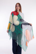 Foulard lana ricamato a mano