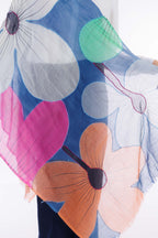 Foulard lana ricamato a mano