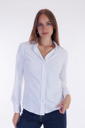Camicia stretch lava e indossa