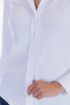 Camicia stretch lava e indossa