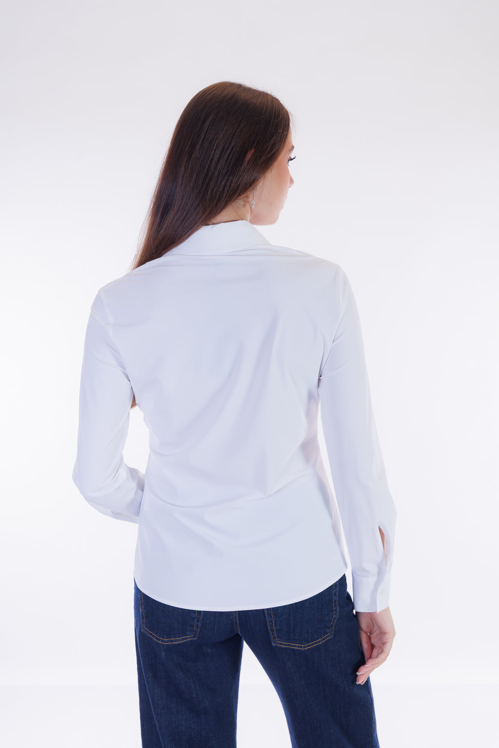 Camicia stretch lava e indossa