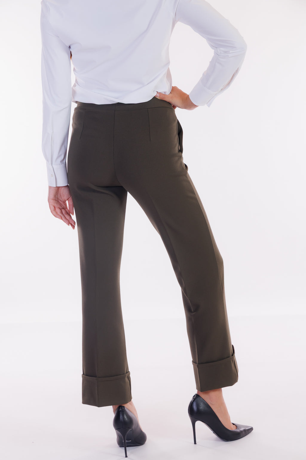 Pantalone largo risvolto crepe