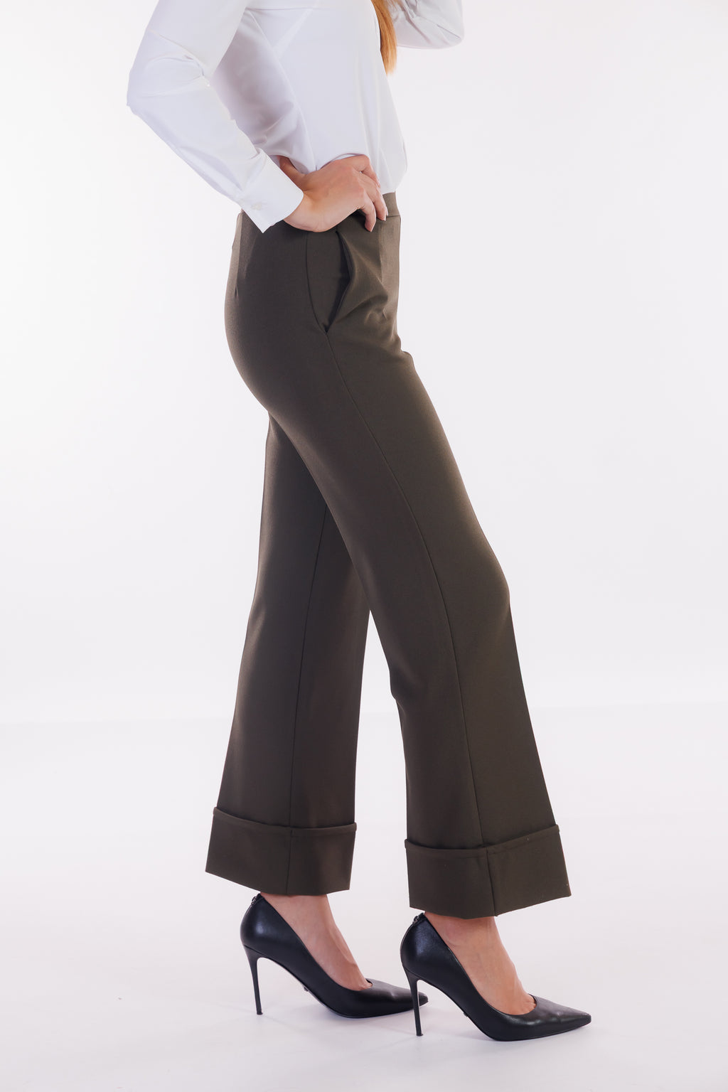 Pantalone largo risvolto crepe