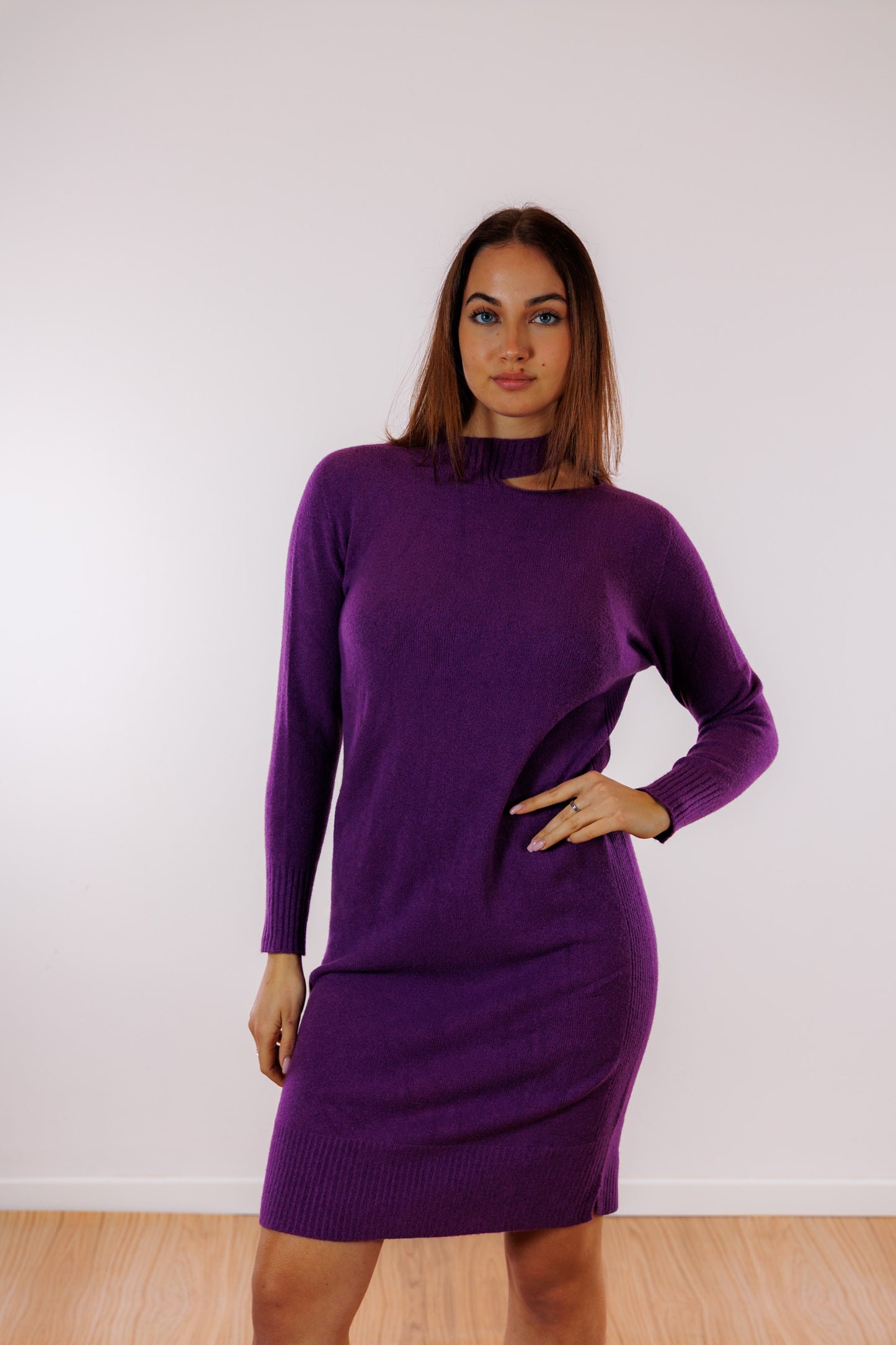 Abito maglia goccia spalla