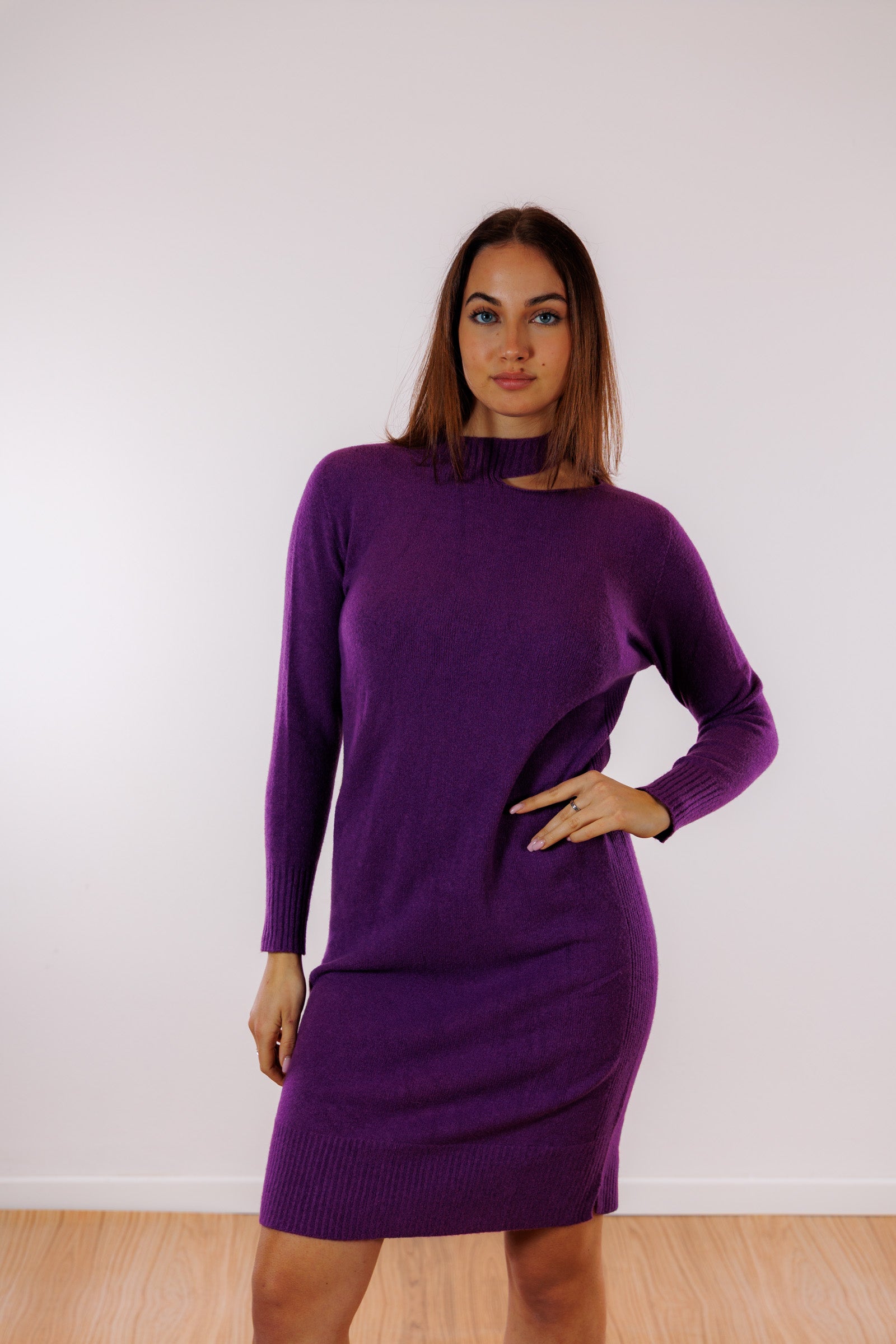 Abito maglia goccia spalla