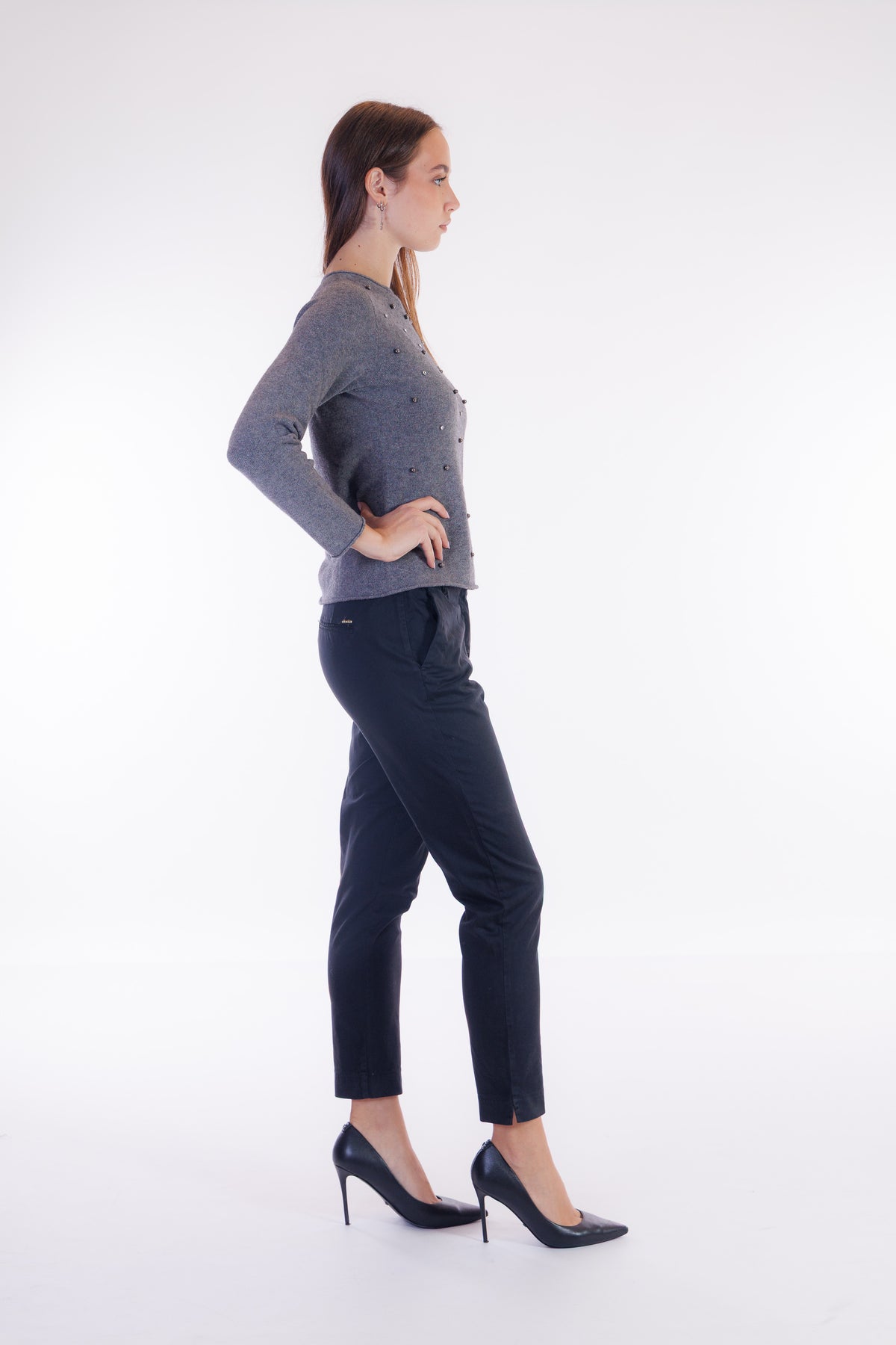 Pantalone chinos elastico lato