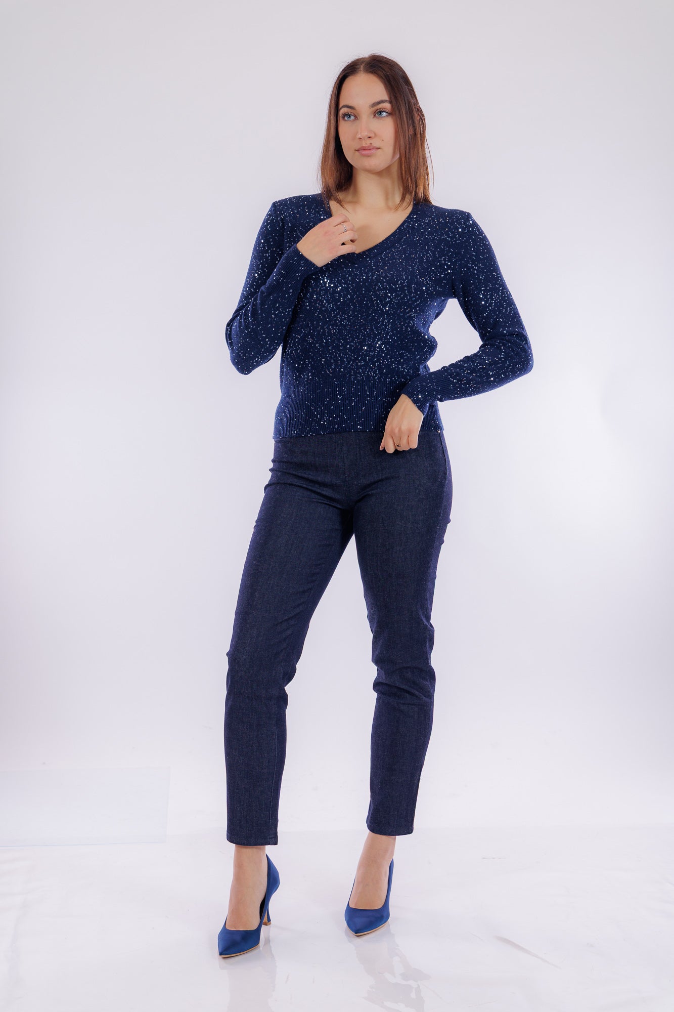 Maglia scollo V micro paillettes