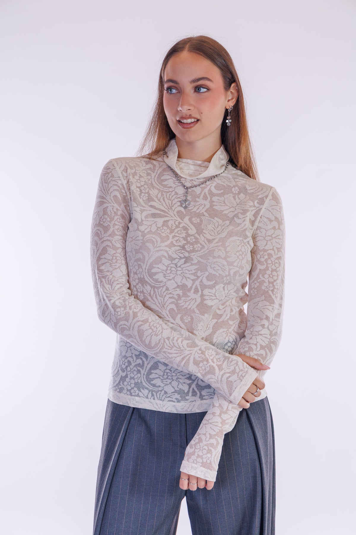 Maglia pizzo collo cratere