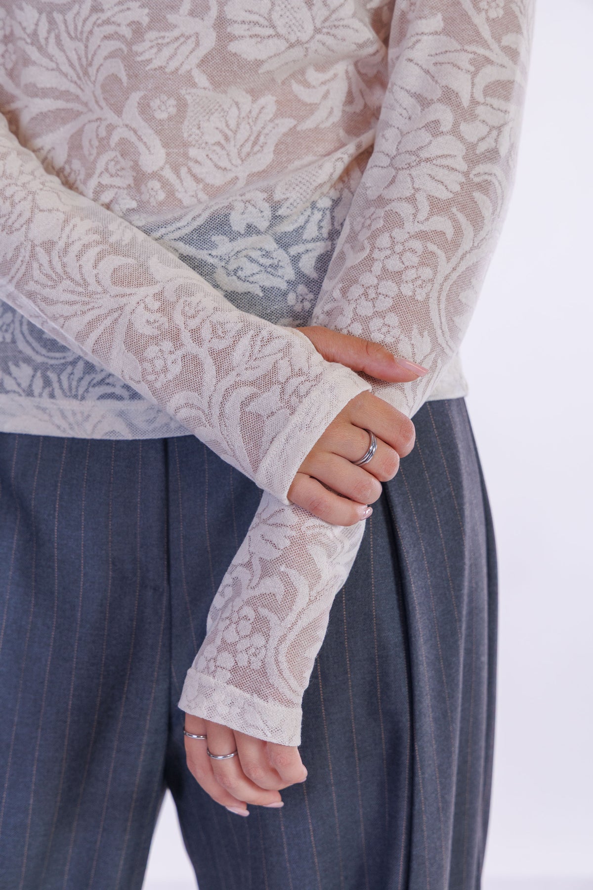 Maglia pizzo collo cratere