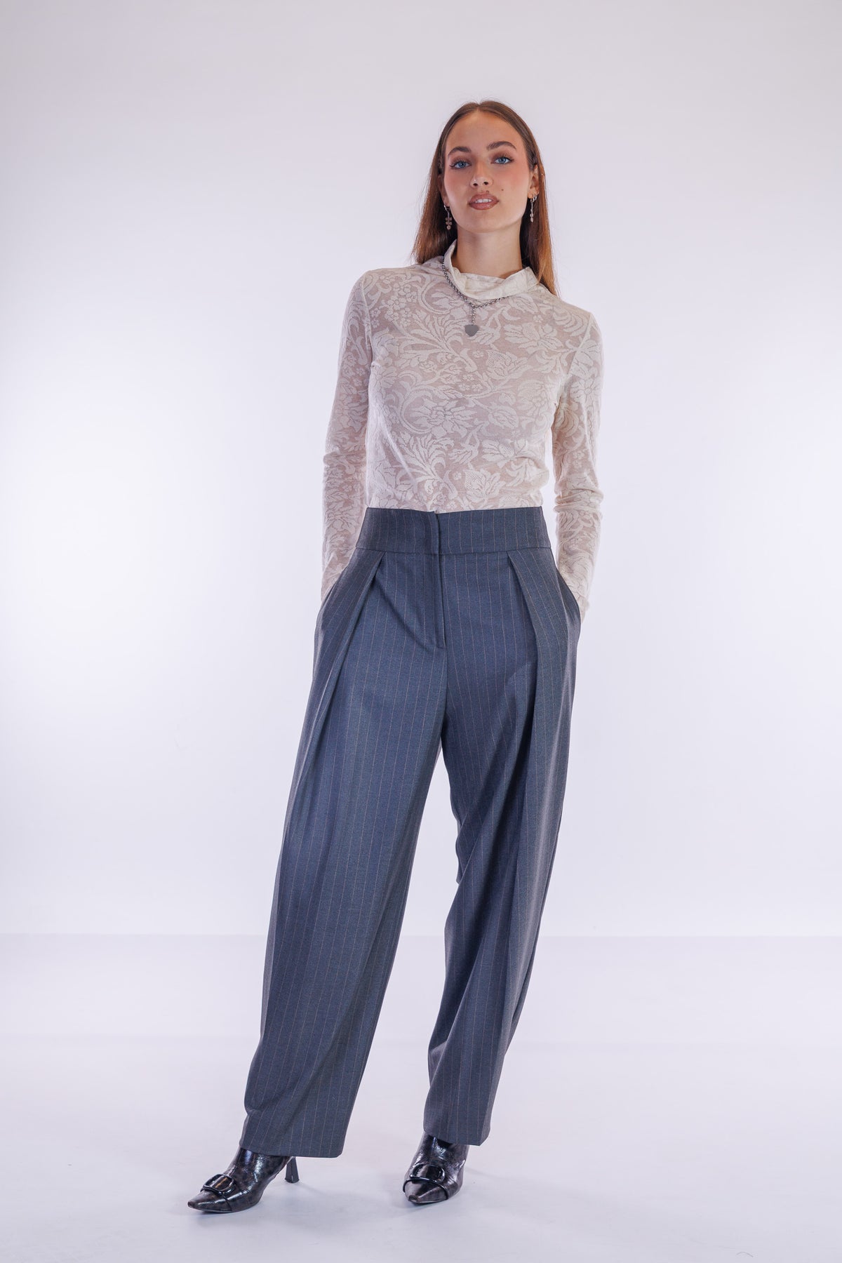 Pantalone balloon con pinces