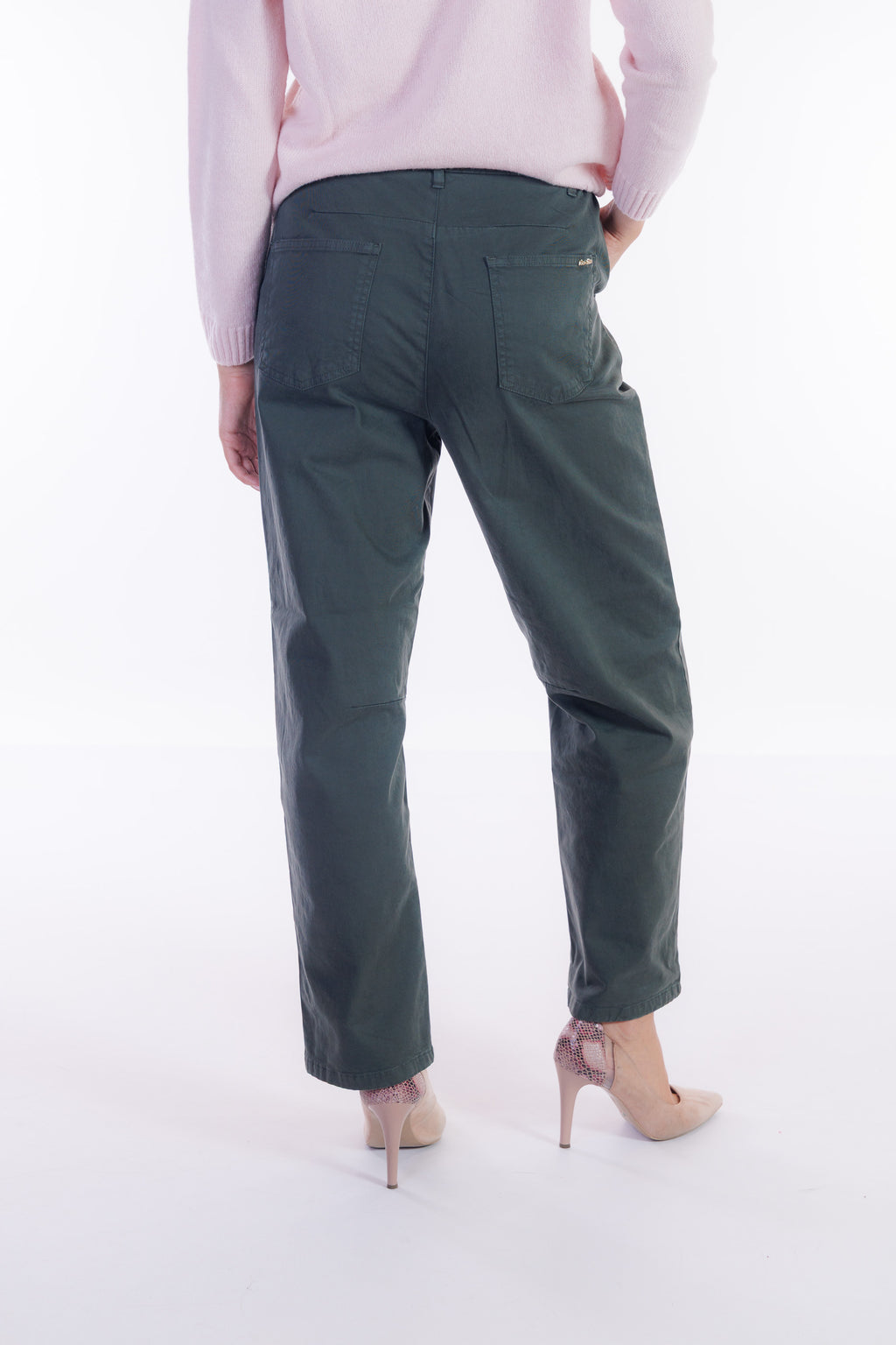 Pantalone barrel