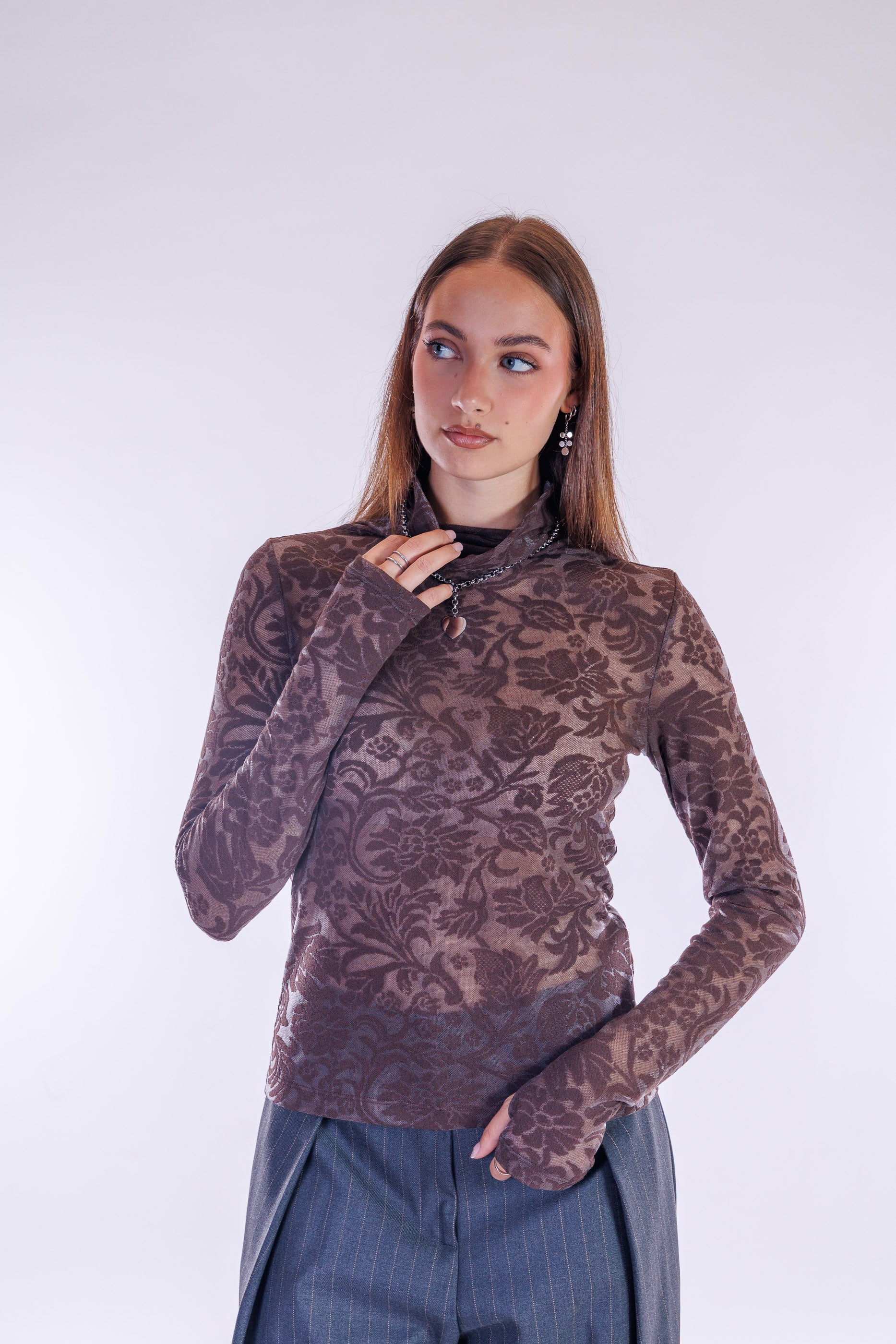 Maglia pizzo collo cratere
