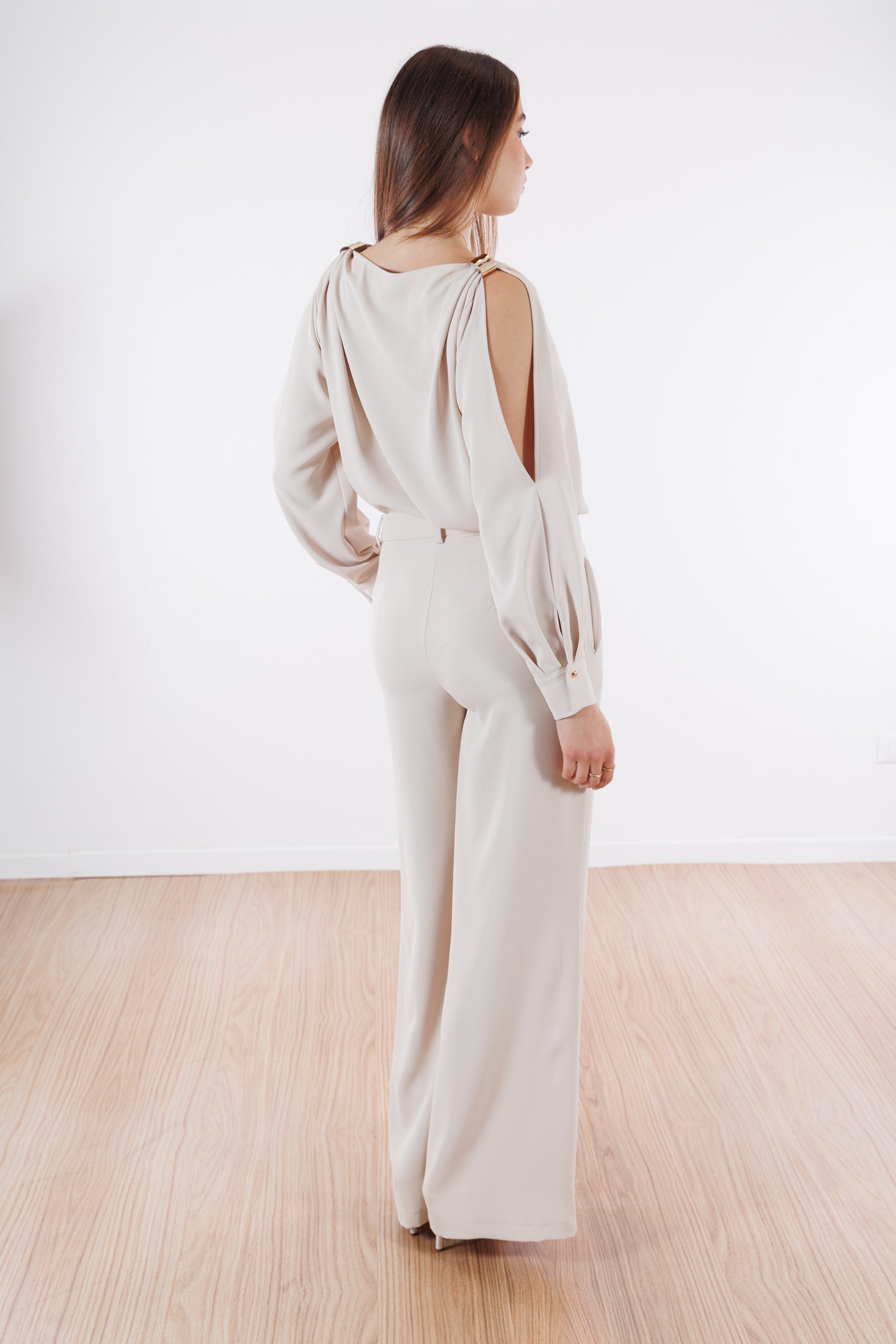 Blusa fluida anelli dorati