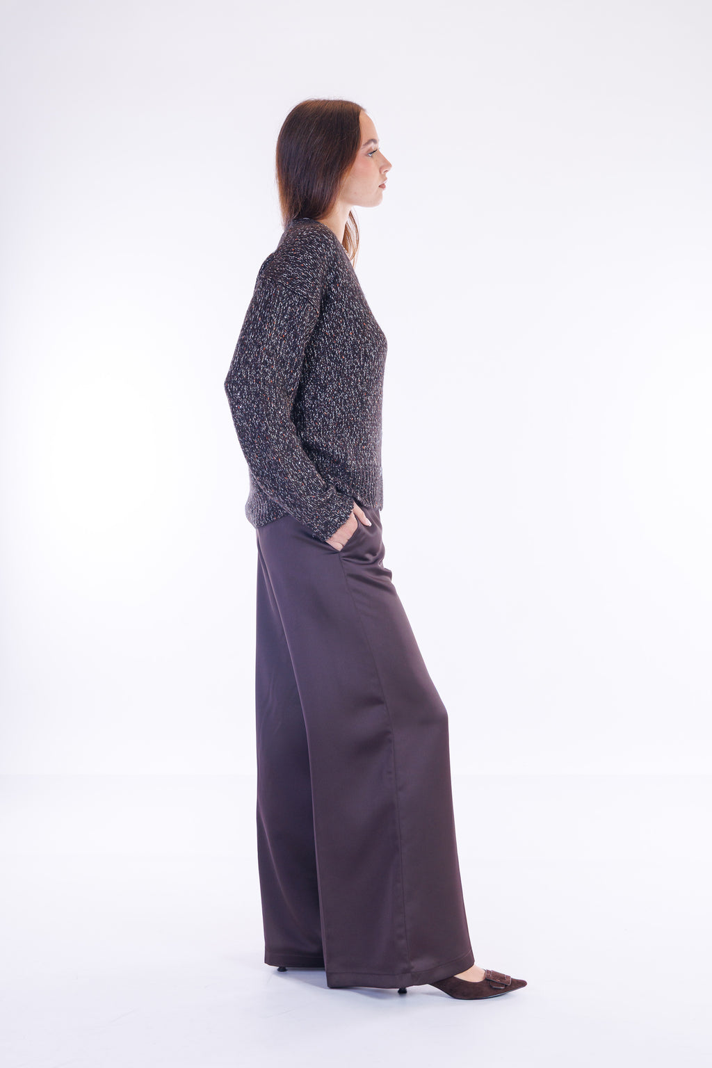 Pantalone largo raso