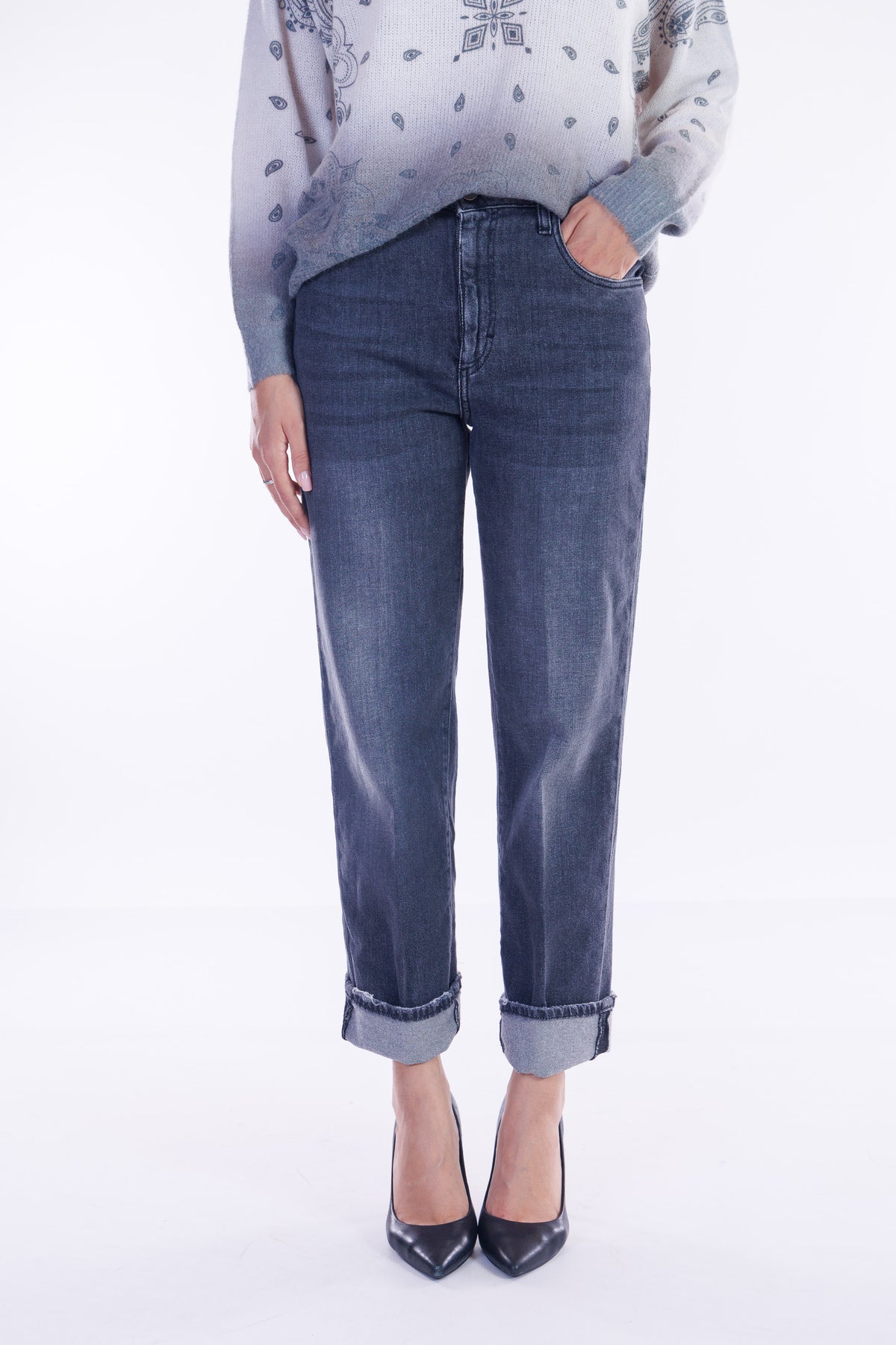 Jeans straight risvolto