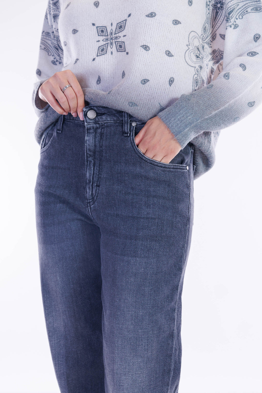 Jeans straight risvolto