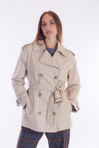 Trench corto