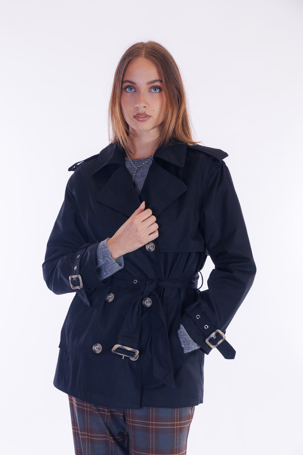 Trench corto