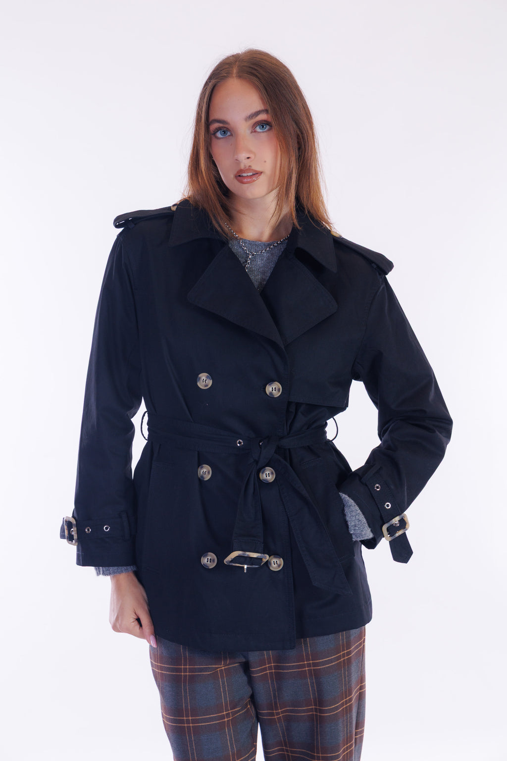 Trench corto