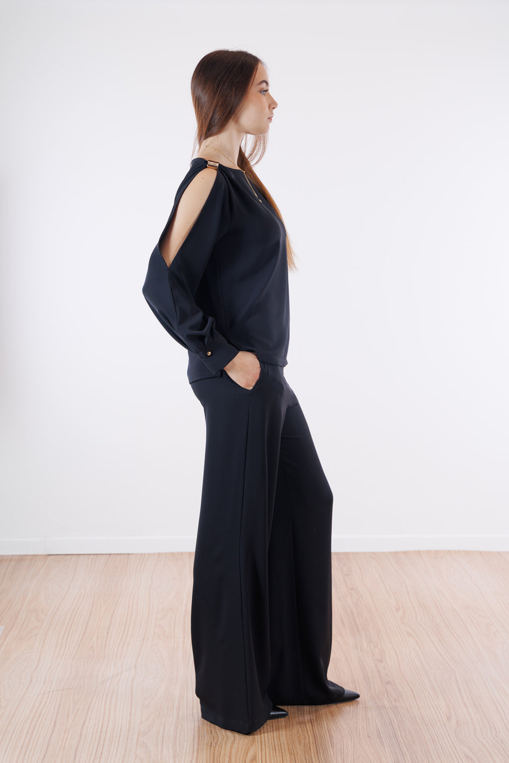 Blusa fluida anelli dorati