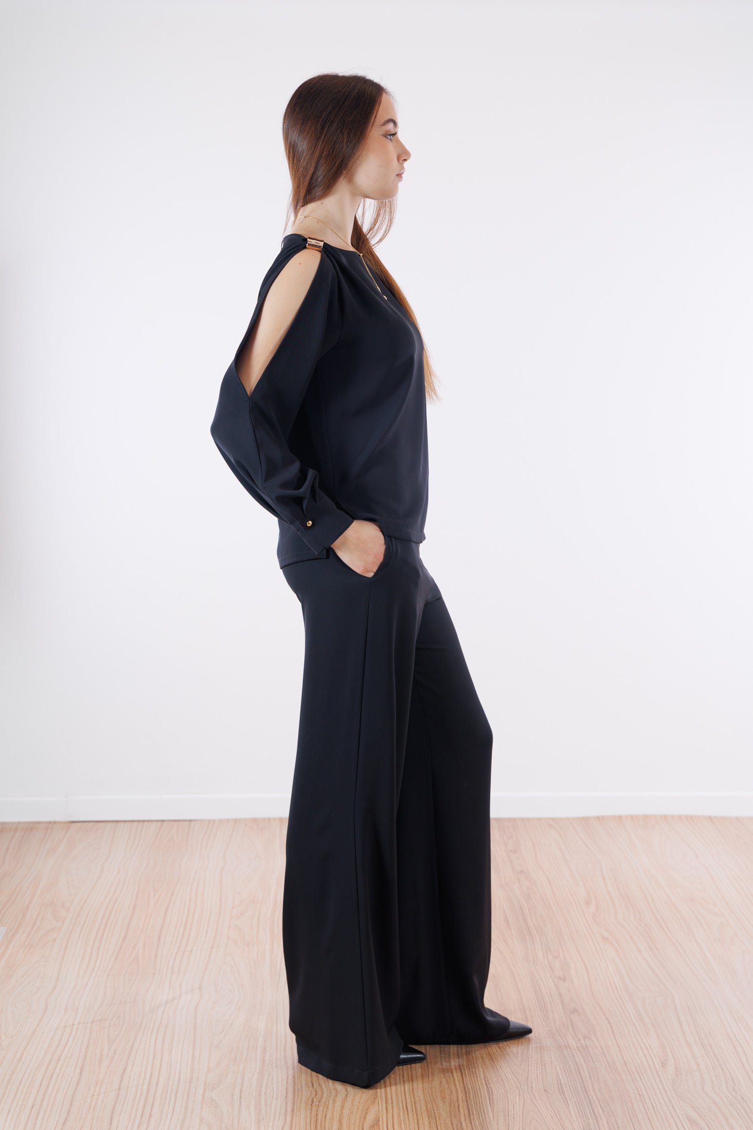 Blusa fluida anelli dorati