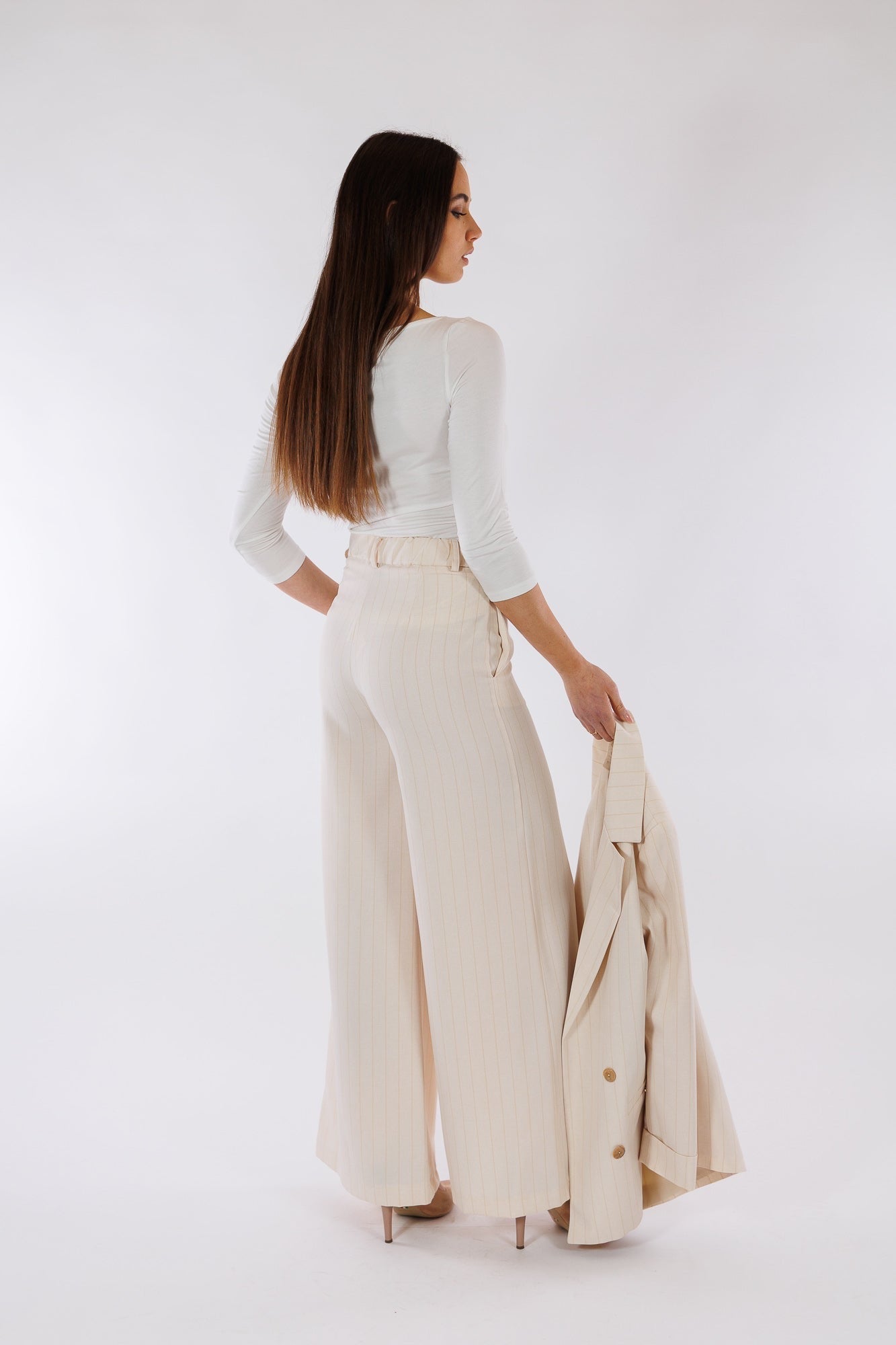 Tailleur gessato chiaro