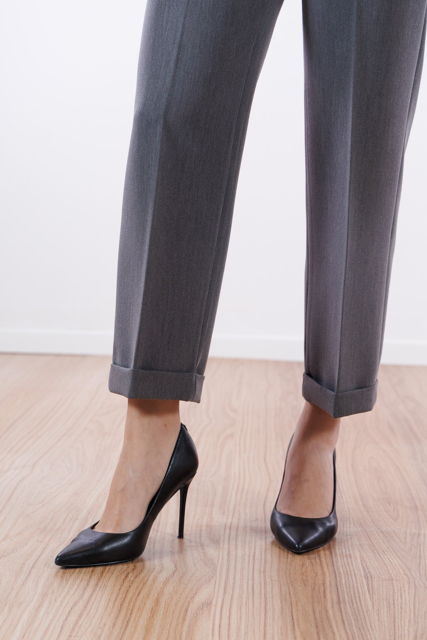 Pantalone cropped risvoltino