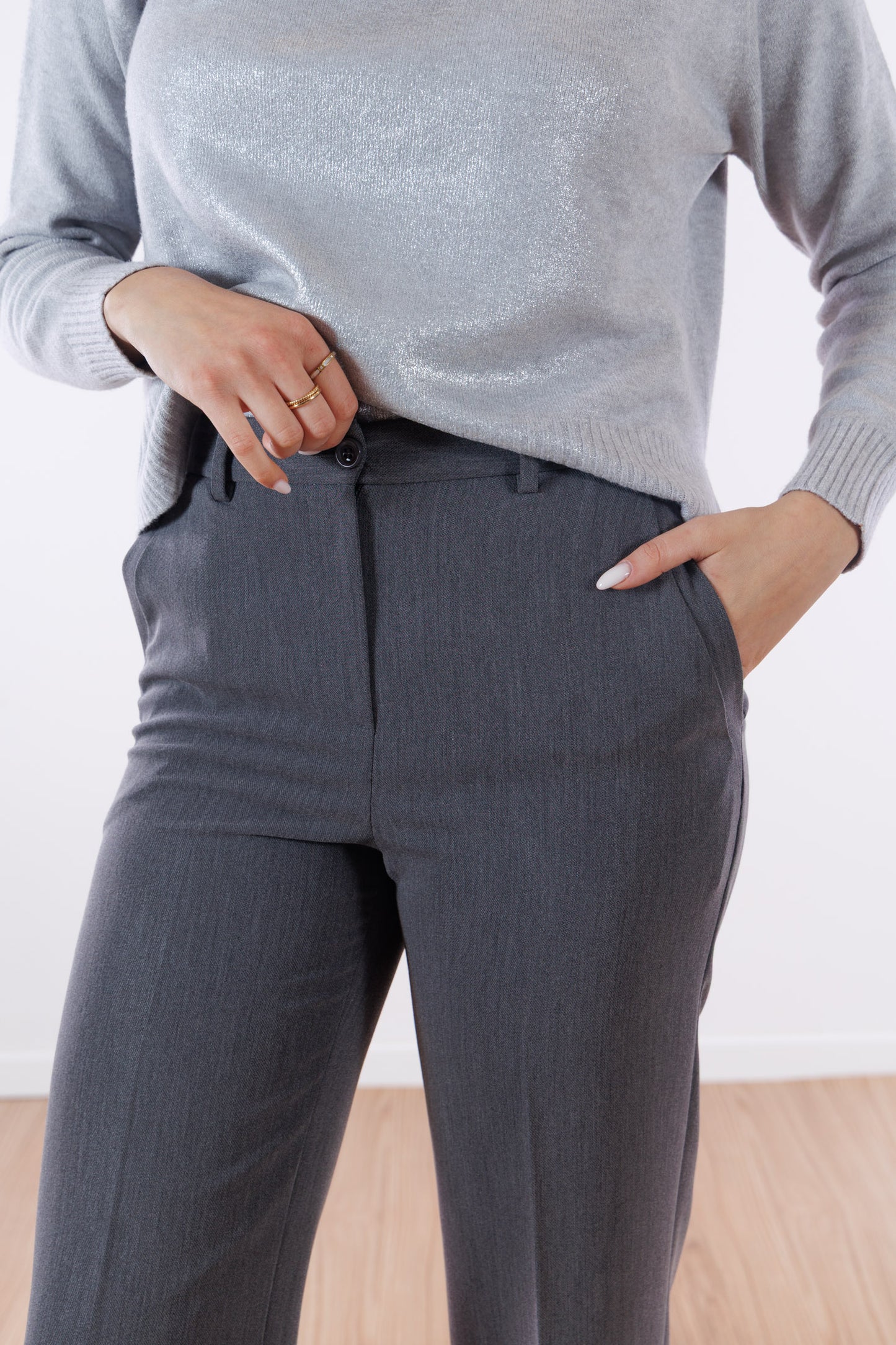 Pantalone cropped risvoltino