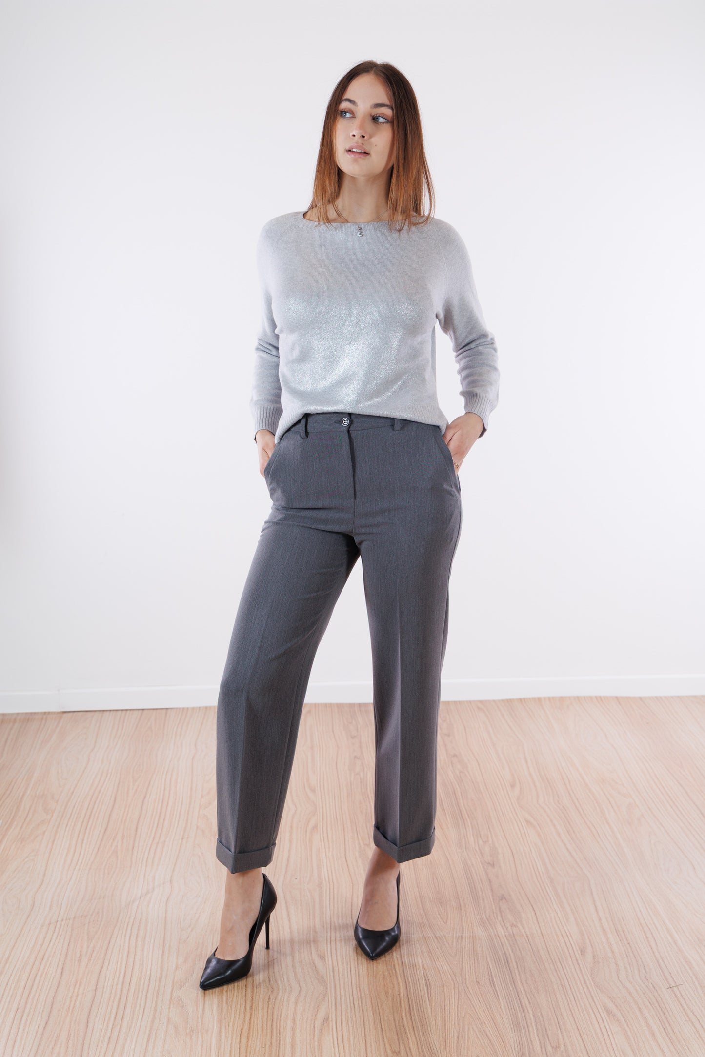 Pantalone cropped risvoltino