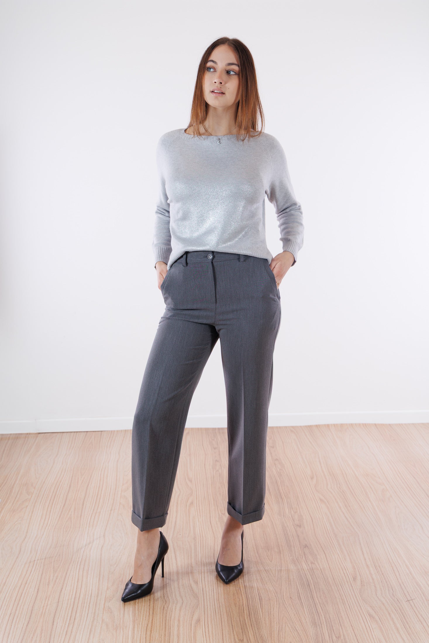 Pantalone cropped risvoltino