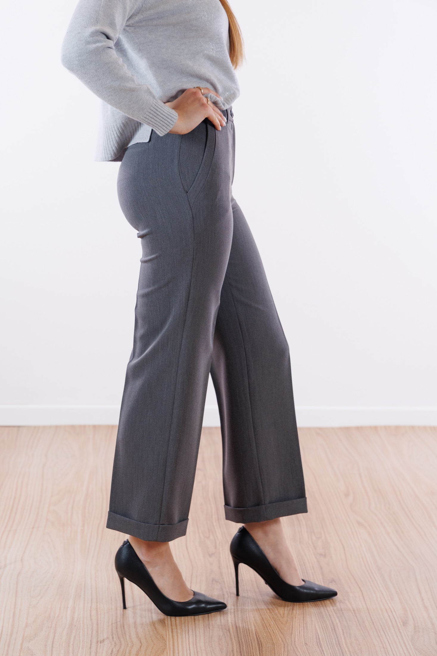 Pantalone cropped risvoltino