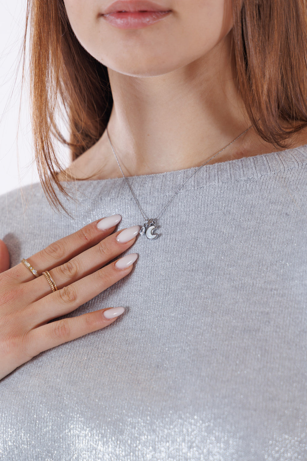 Collana luna e punto luce