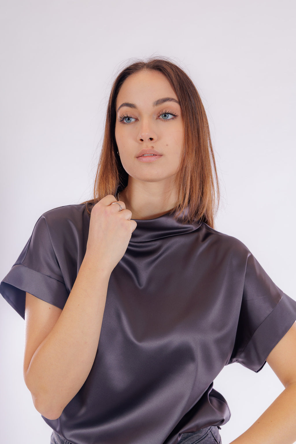 Blusa raso maniche kimono