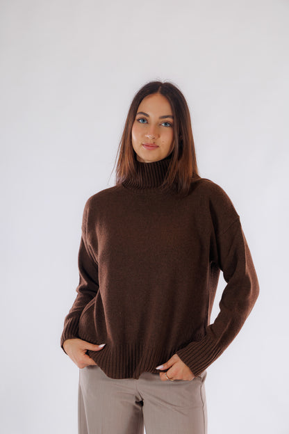 Maglia collo in piedi over