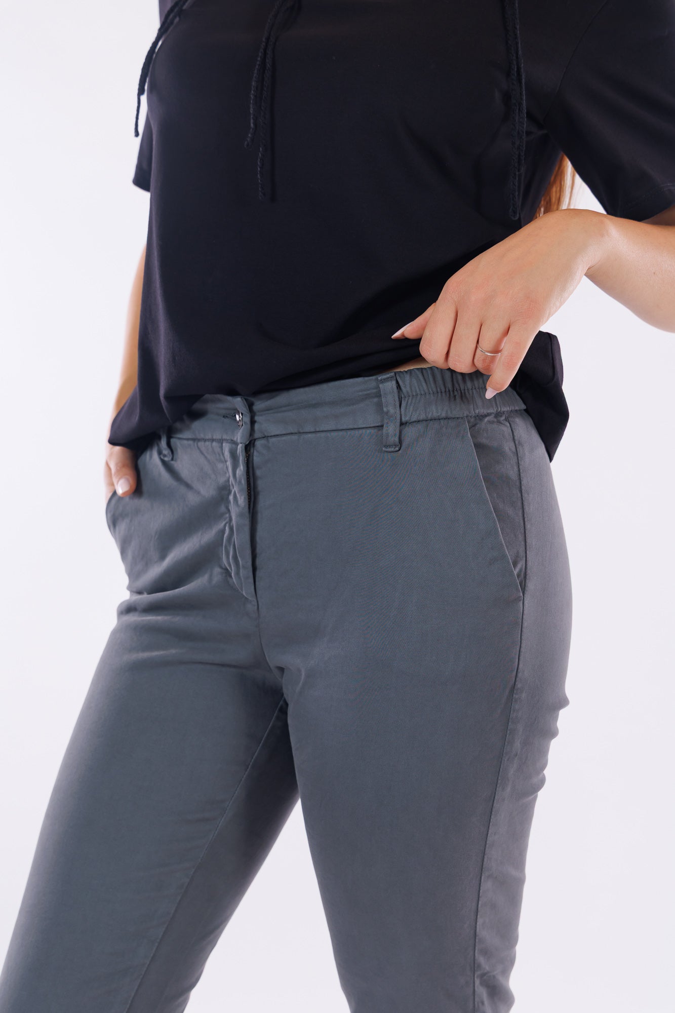 Pantalone chinos elastico laterale