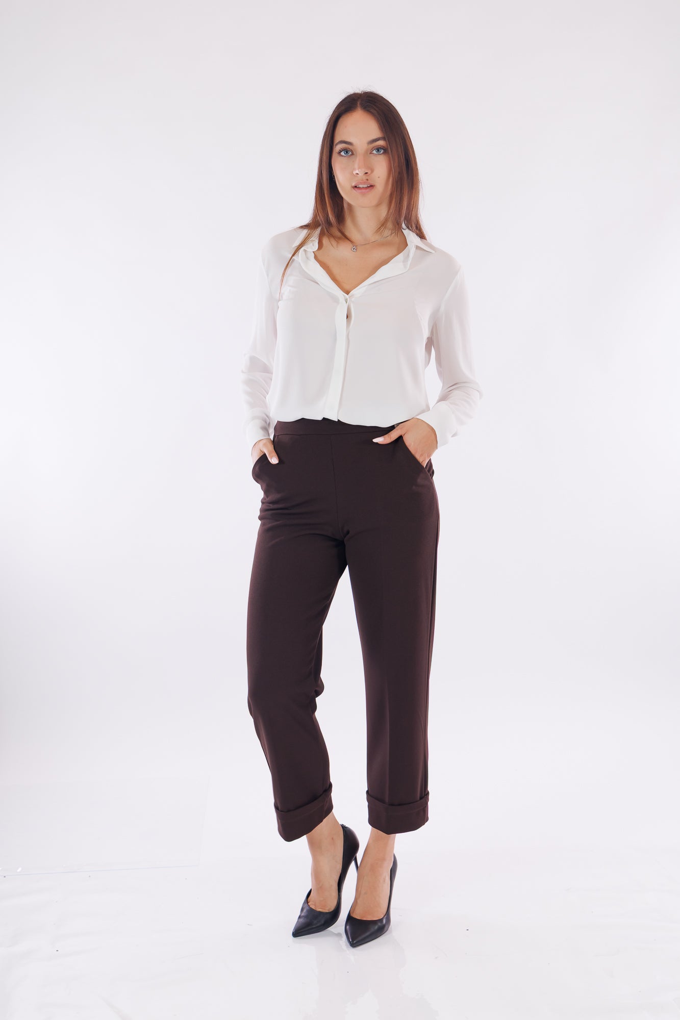 Pantalone crêpe ampio risvolto