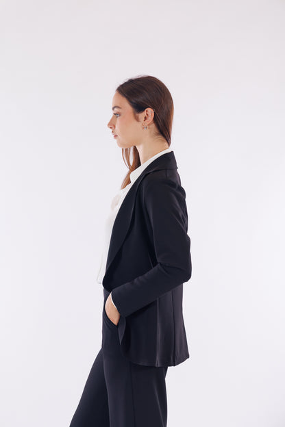 Giacca crêpe taglio a vivo