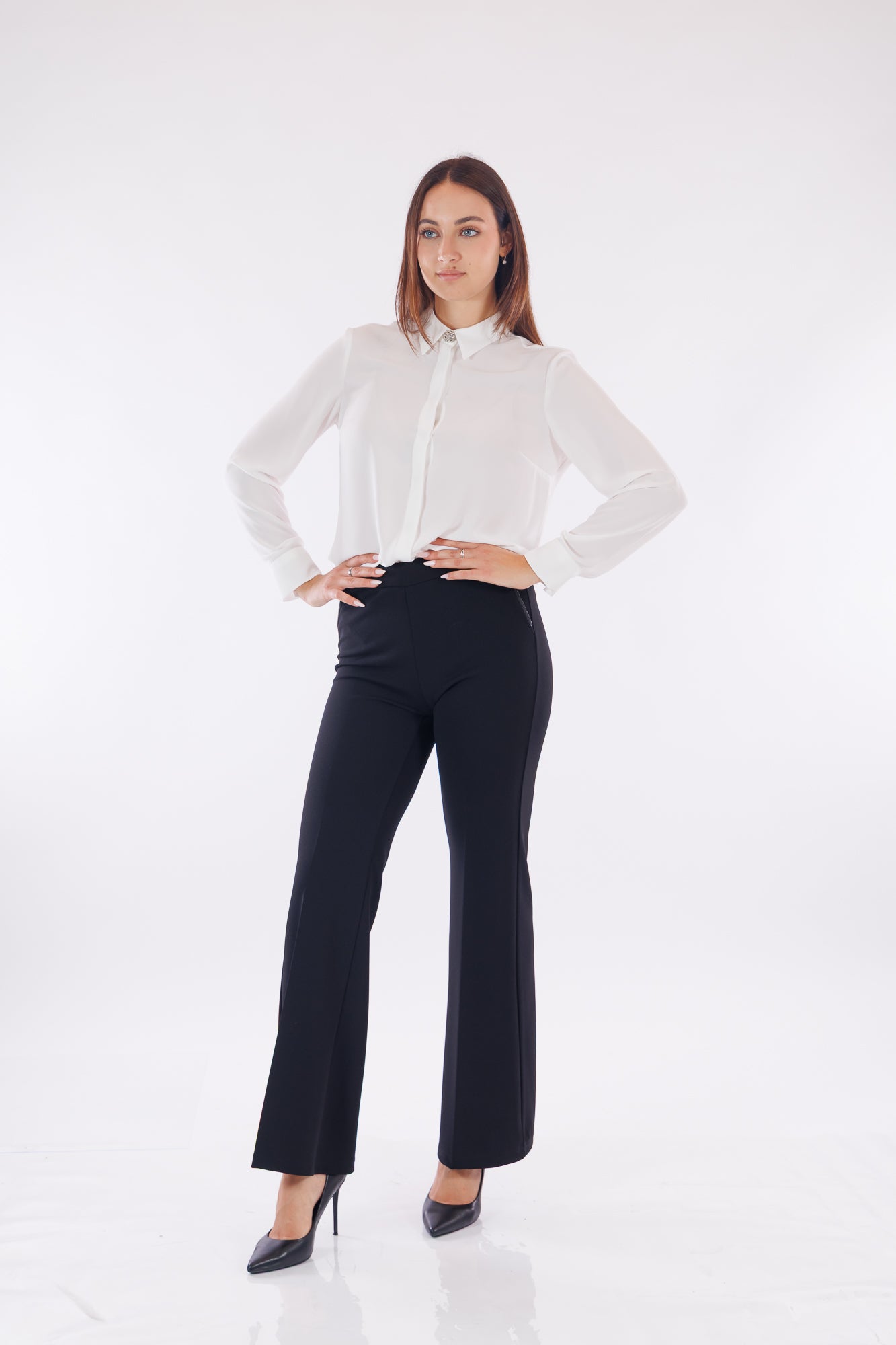 Pantalone flare inserto ecopelle