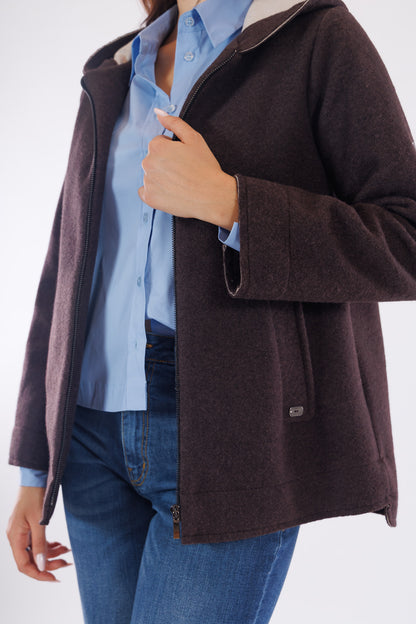 Giacca zip e cappuccio