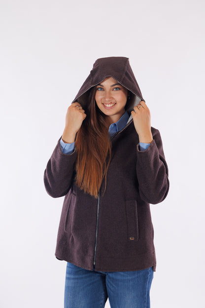 Giacca zip e cappuccio