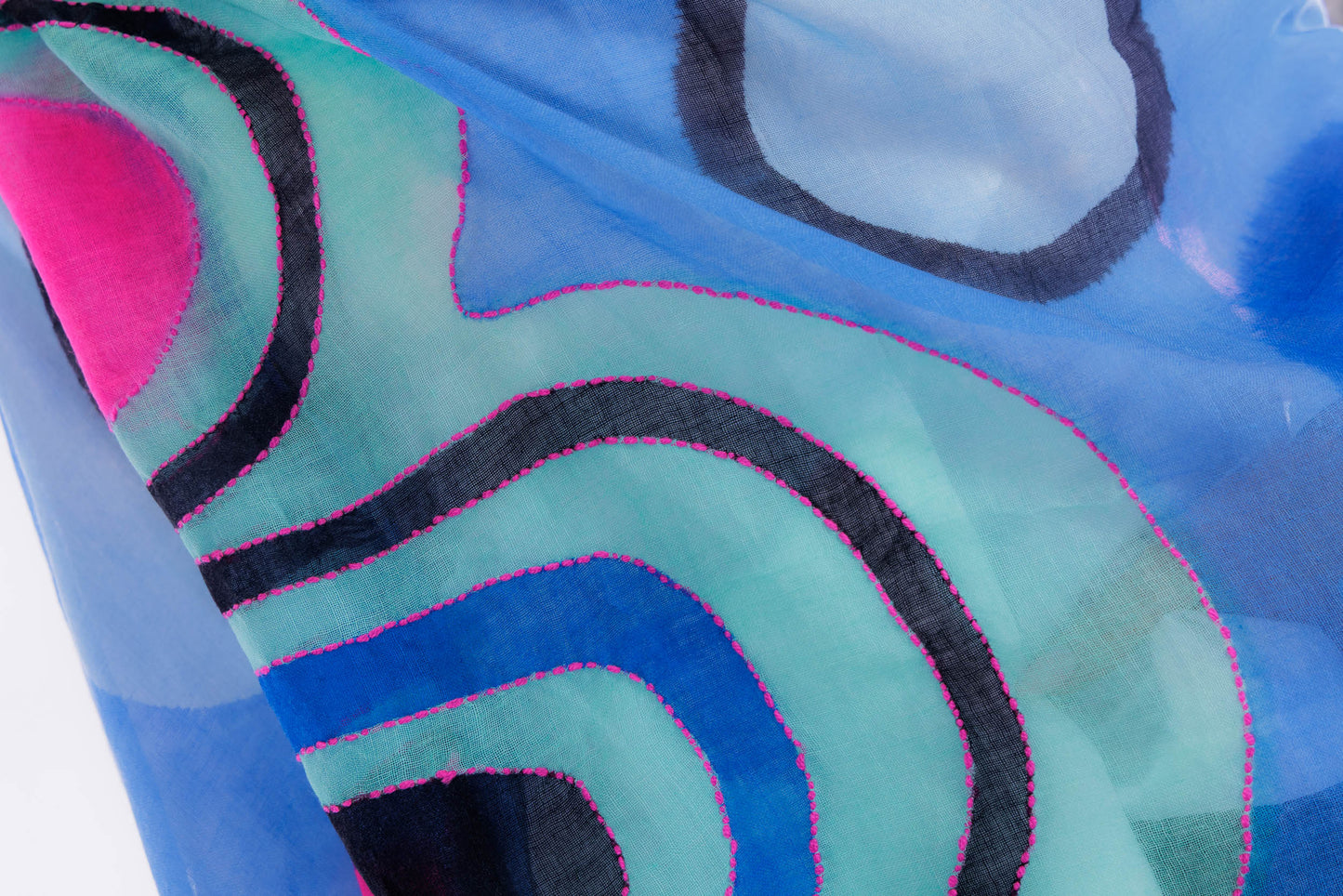 Sciarpa ricamata e dipinta a mano