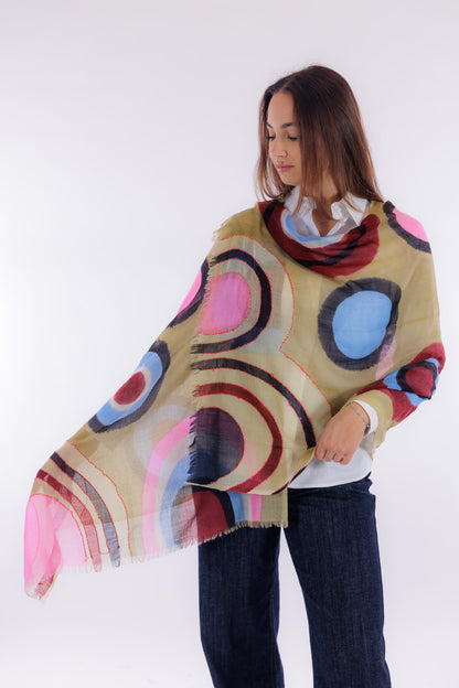 Sciarpa ricamata e dipinta a mano