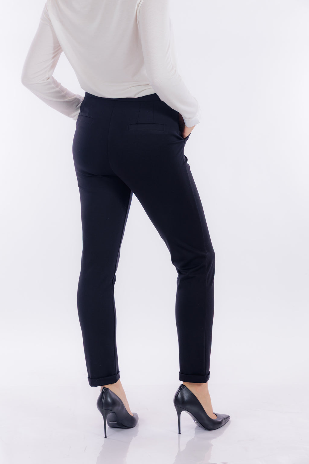 Pantalone stretto punto milano