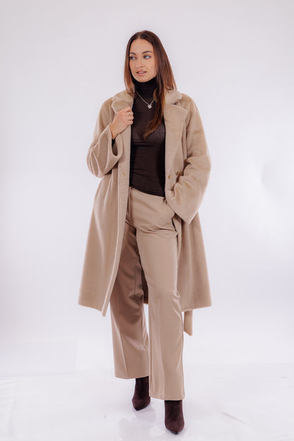 Cappotto eco pelliccia lunga