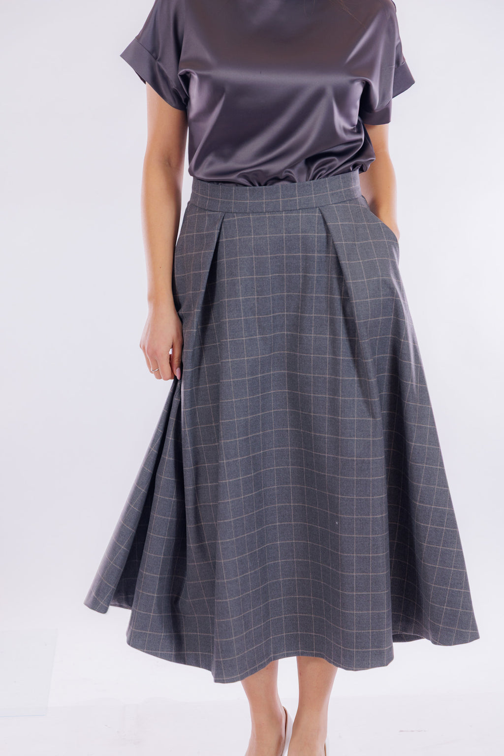 Gonna ruota finestrata