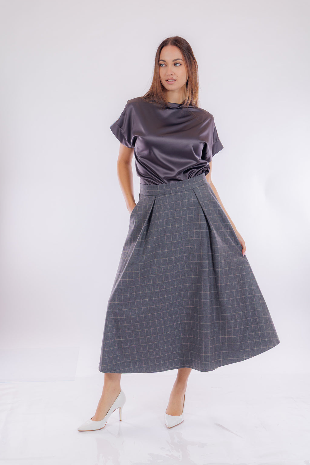 Gonna ruota finestrata