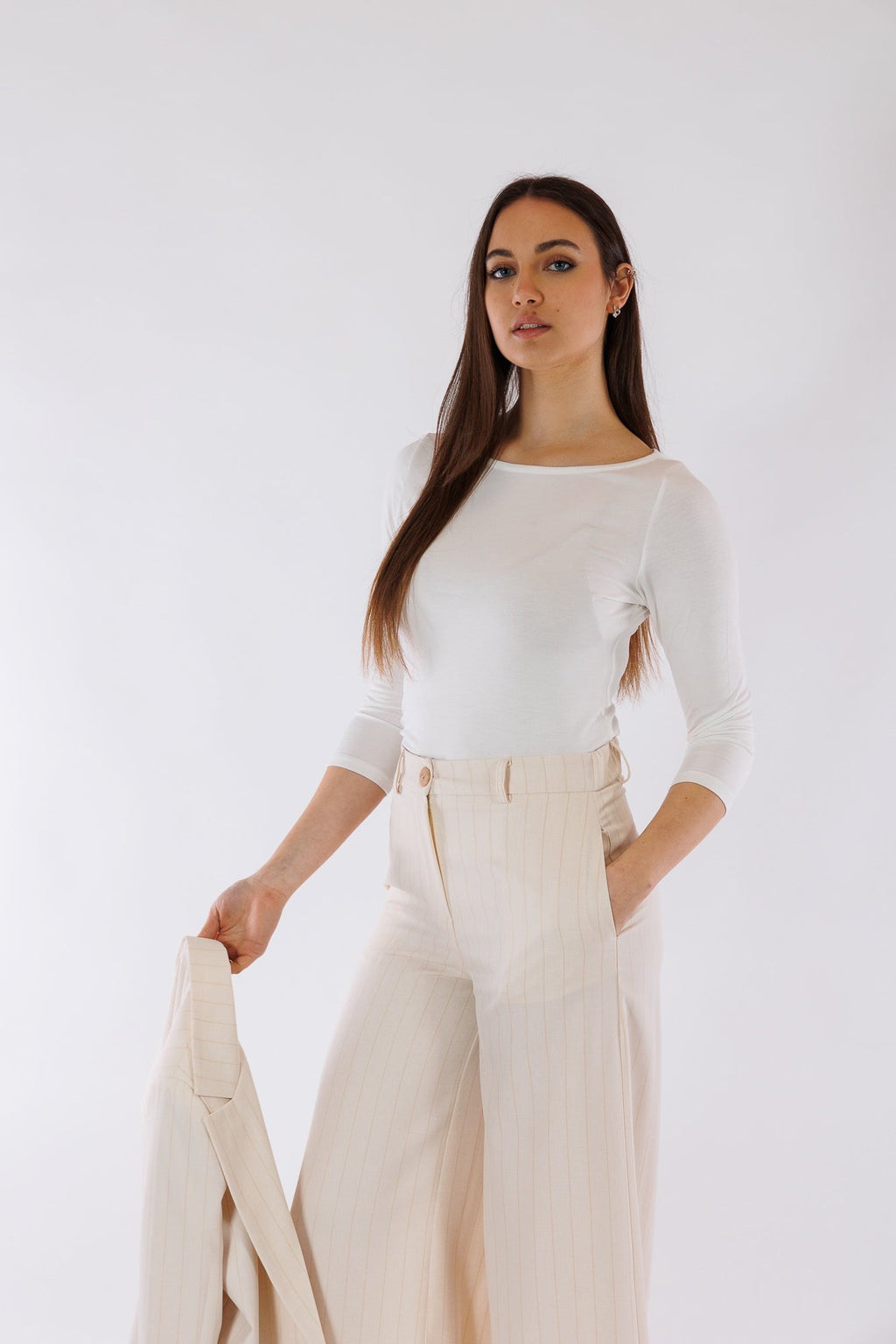 Tailleur gessato chiaro