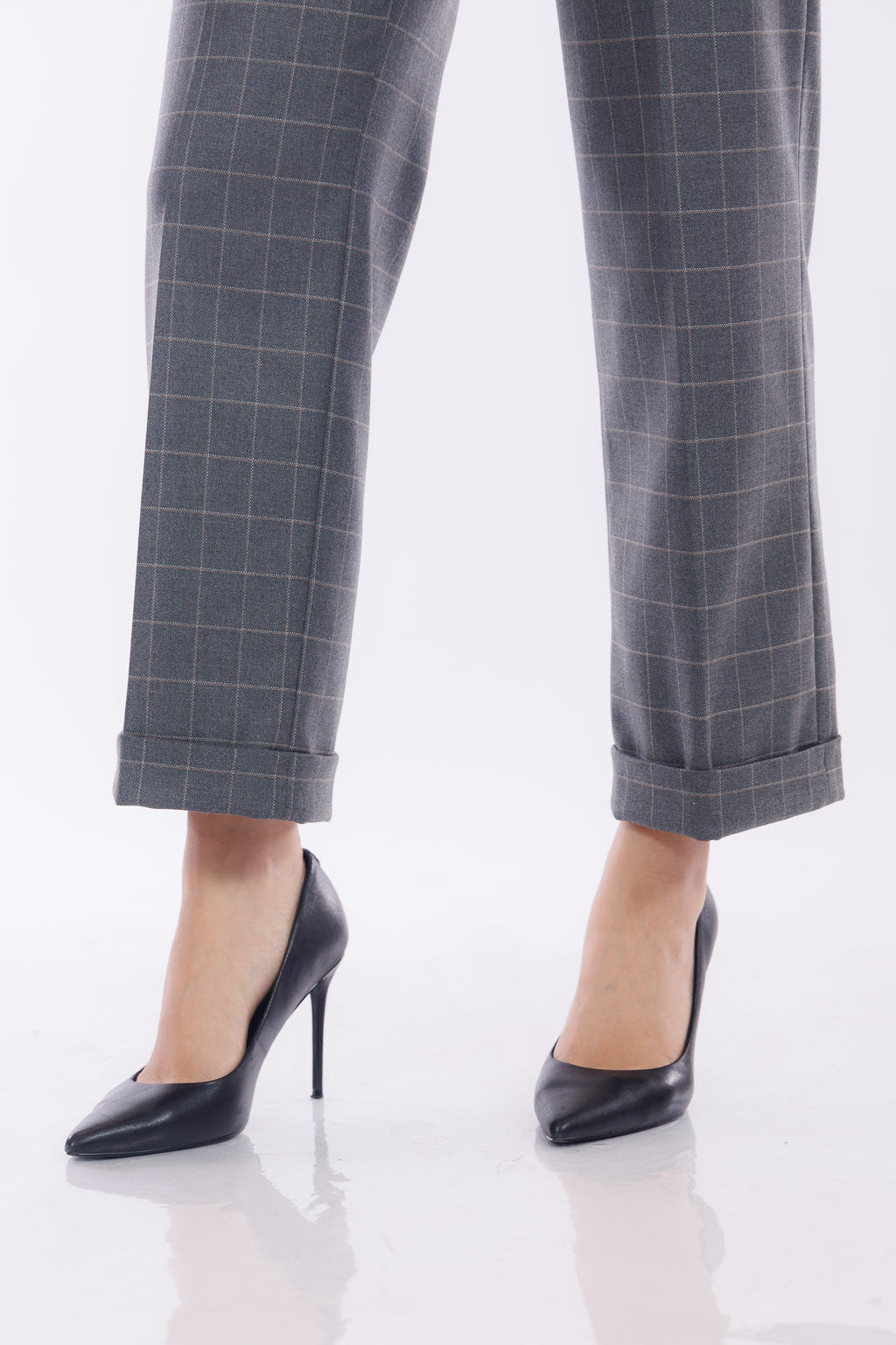 Pantalone ampio finestrato