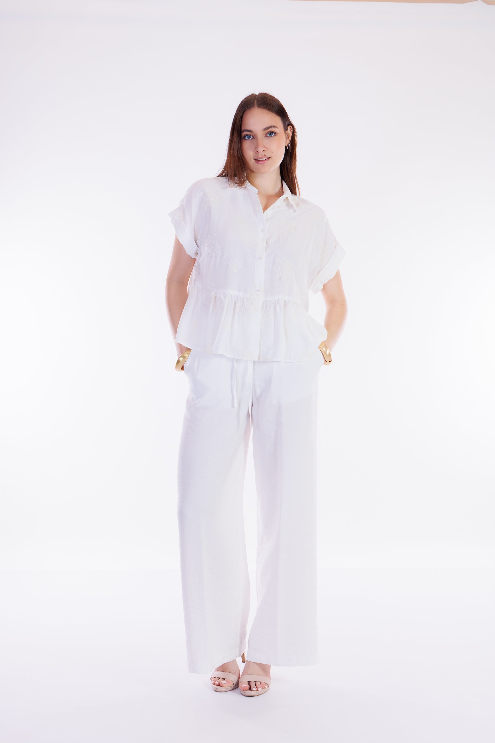 Camicia balza ricami